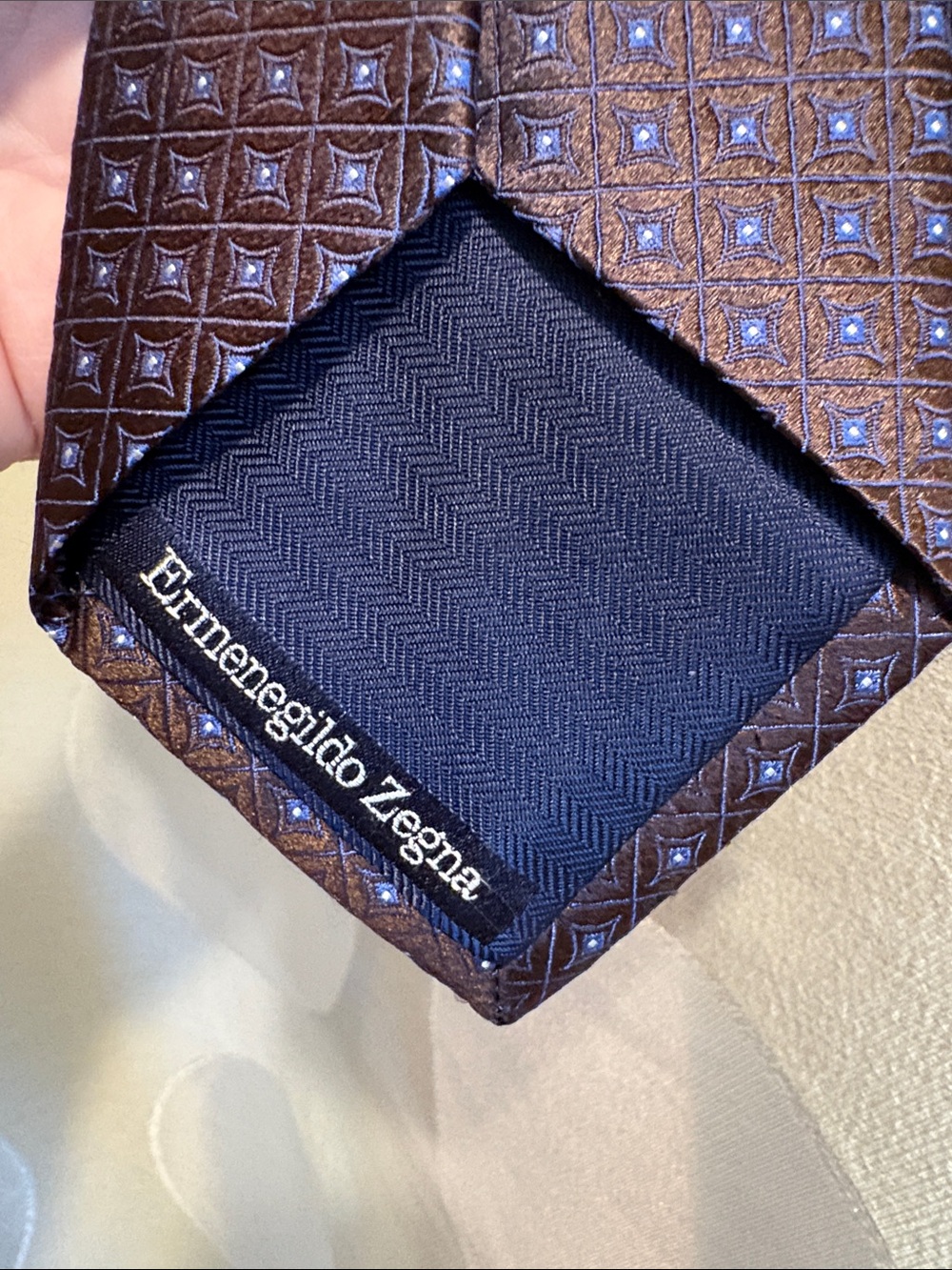 Ermenegildo Zegna Luxury 100% Silk Geometric Medallion Tie - Brown